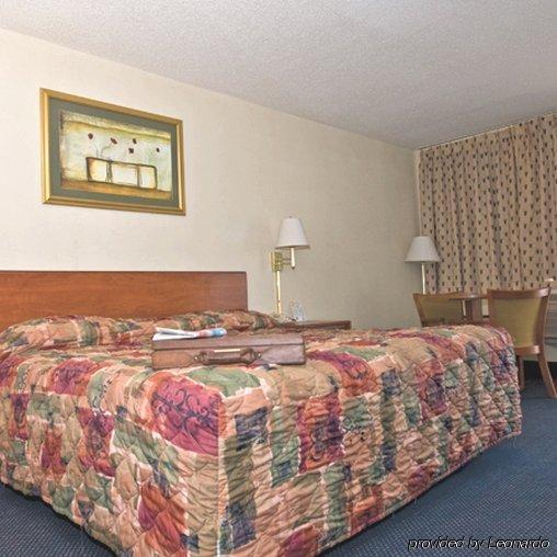 Regency Travel Inn Hayti Habitación foto